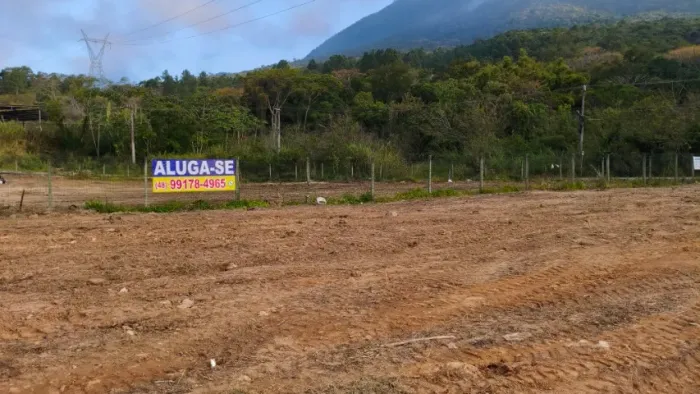 TERRENO COMERCIAL DE 1.380,58m² em Frente a BR101