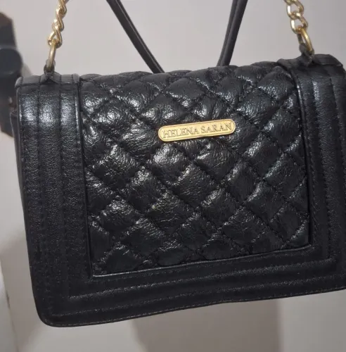 Bolsa Helena Saran em couro