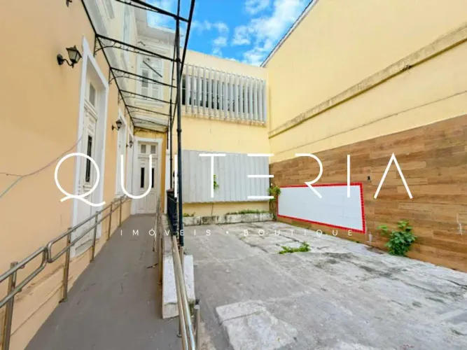 Casa de epoca para uso residencial ou comercial