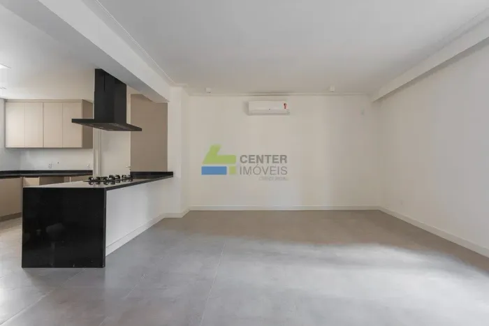 Jardim Paulista - 209m², 3 Dt, 1 St, 2 Gar