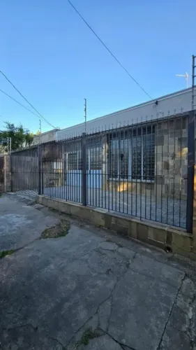 Imóvel para aluguel possui 105 metros quadrados com 2 quartos em Jardim Paraíba - Jacareí
