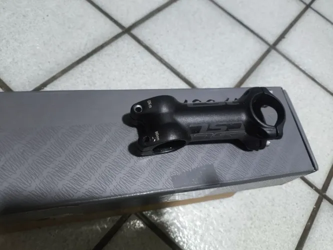 Mesa de alumínio concept 90 mn muito levi