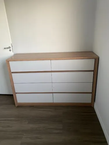 Cômoda grande 8 gavetas - estilo moderno (precisa ajuste nas gavetas)