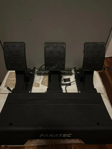 Pedal Fanatec CSL Elite V2 (Load Cell 200kg) + Sensores hapticos Simagic