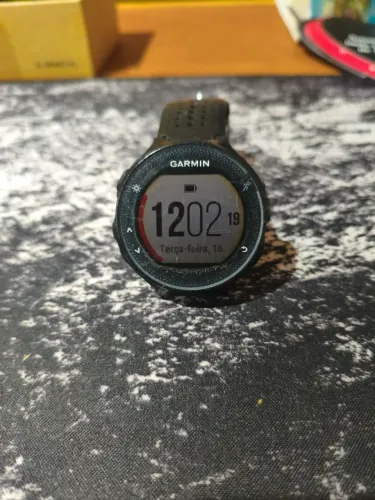 Garmin Forrunner 235