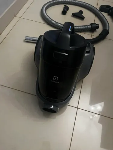 Vende-se aspirador Electrolux