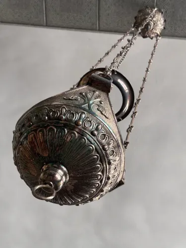 Par de Lampadários para Igreja