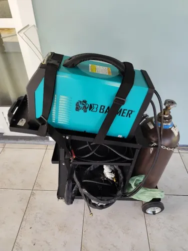 KIT COMPLETO DE SOLDA ? VULCANO TIG 205P AC/DC + CARRINHO + ARGÔNIO + ACESSÓRIOS