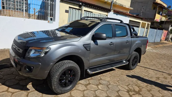 Ford Ranger XLS 2.5 16V 4X2 CD Flex 2013