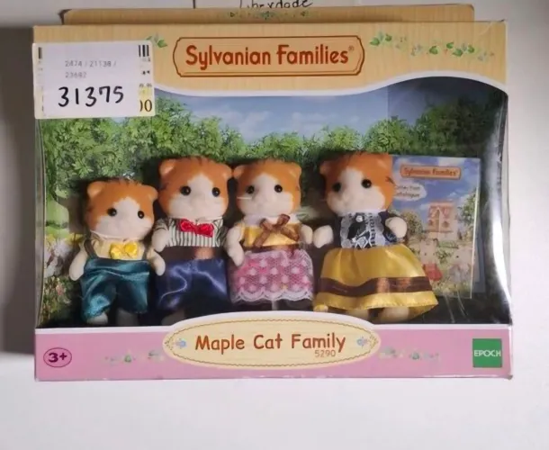 maple cat sylvanian families
