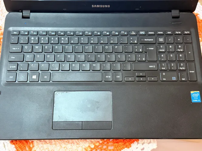 Notebook Samsung Essentials E34 - Tela 15.6" Full HD