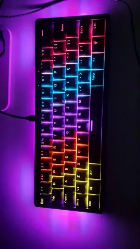 Teclado Mecanico Mancer Zarion, Rainbow, ABNT2, Switch Vermelho, Preto, MCR-ZRN-RBW01