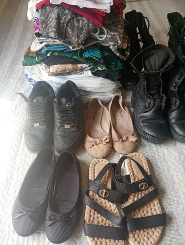 Roupas p brechó 