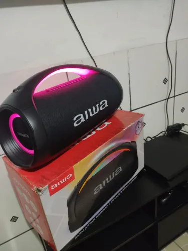 Caixa aiwa 200w