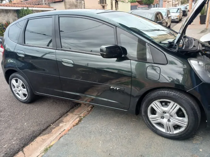 Honda Fit DX 1.4 Flex 16V 5P Aut. 2011