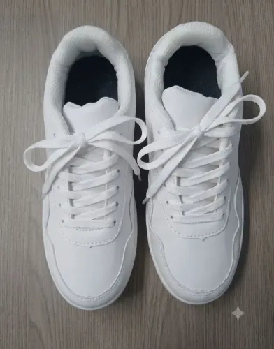Tênis Infantil Branco Casual - Novo / Sem Uso - Tamanho 34/35