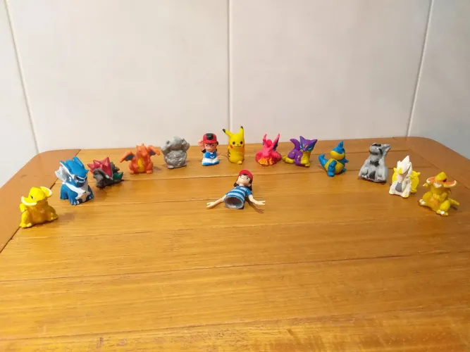 Lote Dedoches Pokémon Bandai