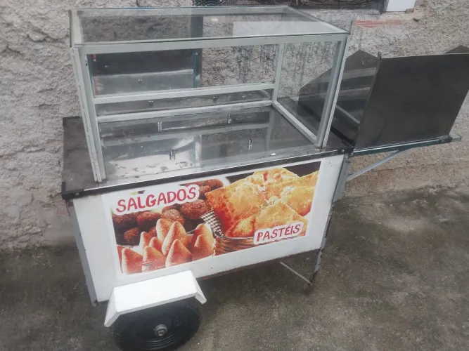 Carrinho de salgadinho