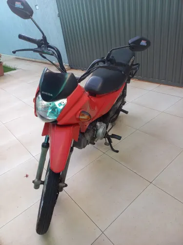 Moto Pop 110( Honda) Em excelente estado de conservação. 