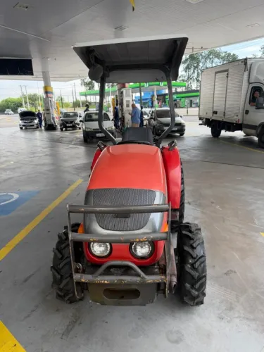 TRATOR AGRALE 4-100.4