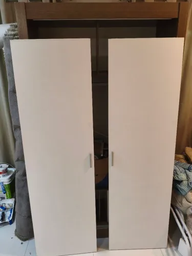 Armario de quarto 2,00 altura X 1,17 Largura (2 portas de correr e 2 gavetas )