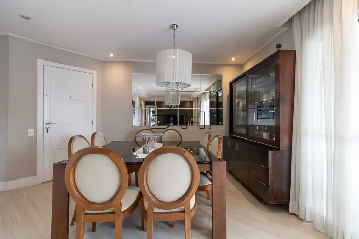Aluguel Apartamento 3 Dormitórios - 130 m² Chácara Santo Antônio