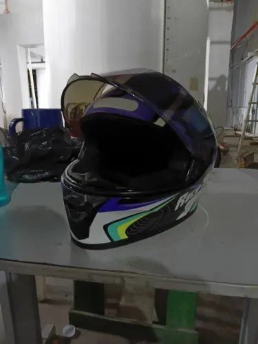 Capacete race tech