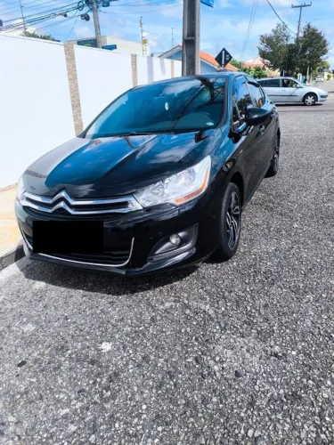 Citroen C4 Lounge Exclusive 1.6 Turbo 4P Aut. 2015
