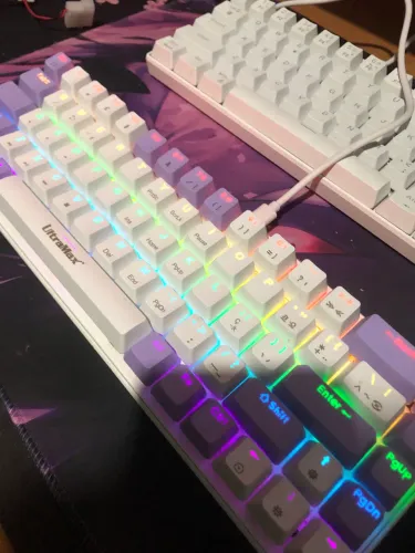 Teclado mecânico 60%