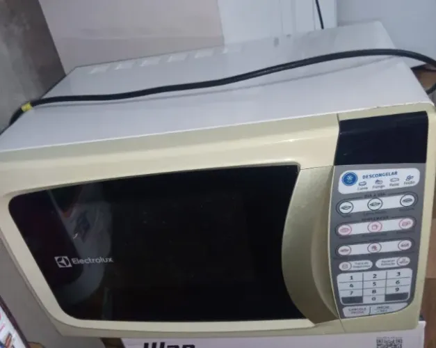 Micro Ondas em ótimo estado !