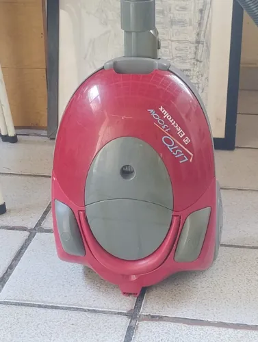 Aspirador de pó Eletrolux 1400