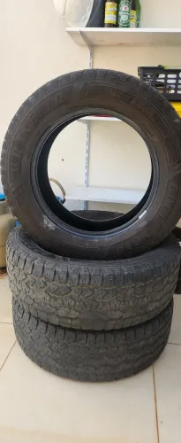 Vendo Pneu 265/60r18