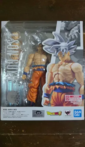 Goku Instinto Superior SH Figuarts