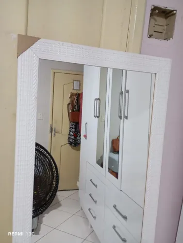Espelho novo lindo, todo moldurado