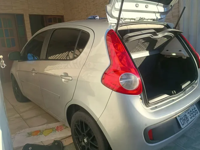 Fiat Palio Attractive 1.0 EVO Fire Flex 8V 5P 2013