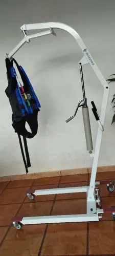 Guindaste para pessoas acamadas 