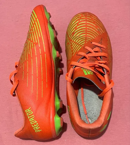 Chuteira adidas predator original