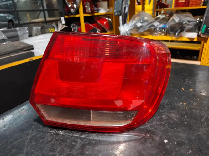 Lanterna direita original Gol G6 