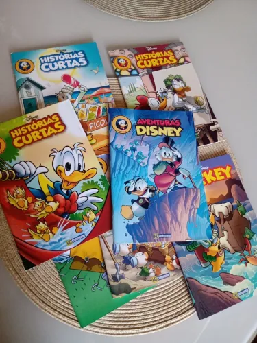 Kit de gibis da Disney Tio Patinhas e Mickey