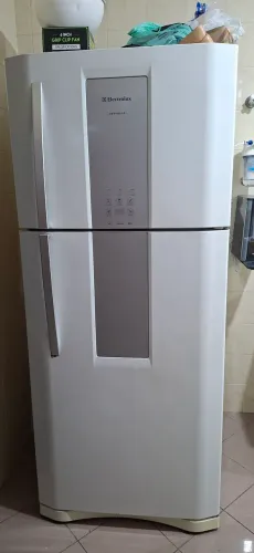 Geladeira Frost Free Electrolux Infinity DF80 (NÃO FUNCIONA)