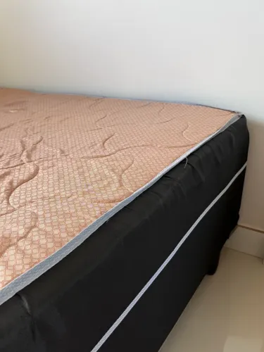 Cama BOX casal 10cm (SEMINOVA)