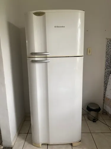Geladeira Electrolux 2 portas
