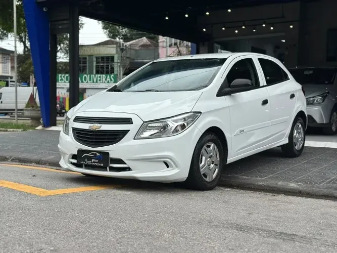 Chevrolet Onix JOY Hatch 1.0 8V Flex Mec. 4P 2017