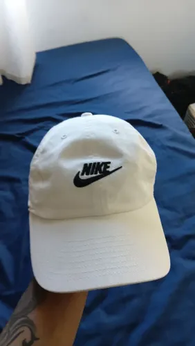 Boné nike club branco