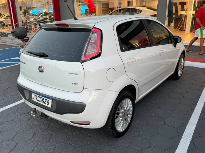 Fiat Punto Essence Dualogic 1.6 Flex 16V 5P 2013