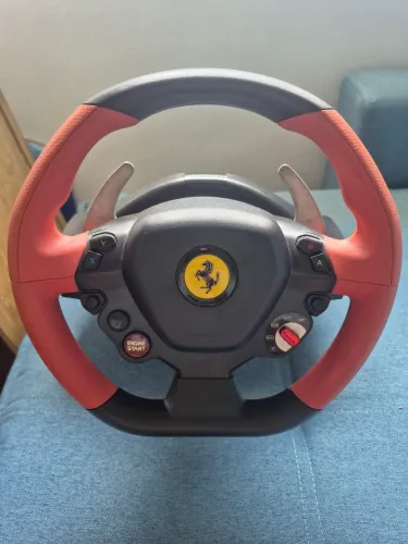 Volante Thrustmaster Ferrari 458 Spider