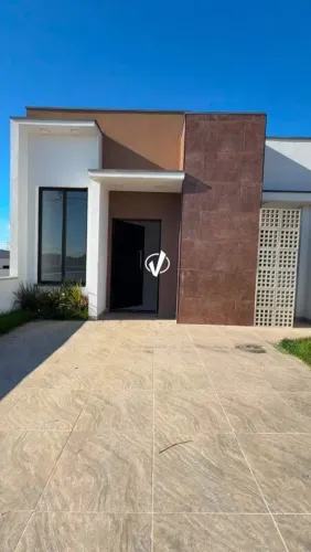 CASA EM CONDOMÍNIO À VENDA - BOSQUE DA IMPERATRIZ - PINDAMONHANGABA/SP