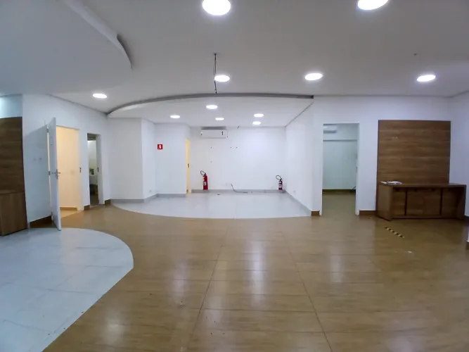 Loja / Salão em Vila Maia - Guarujá