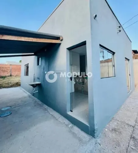 CASA RESIDENCIAL à venda, 2 quartos, 1 suíte, 2 vagas, SAO JORGE - Uberlândia/MG