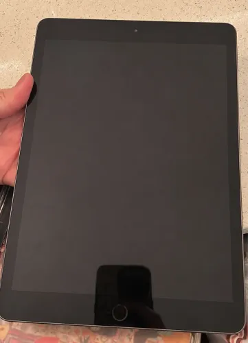 Ipad 8º geração, 32GB, com carregador